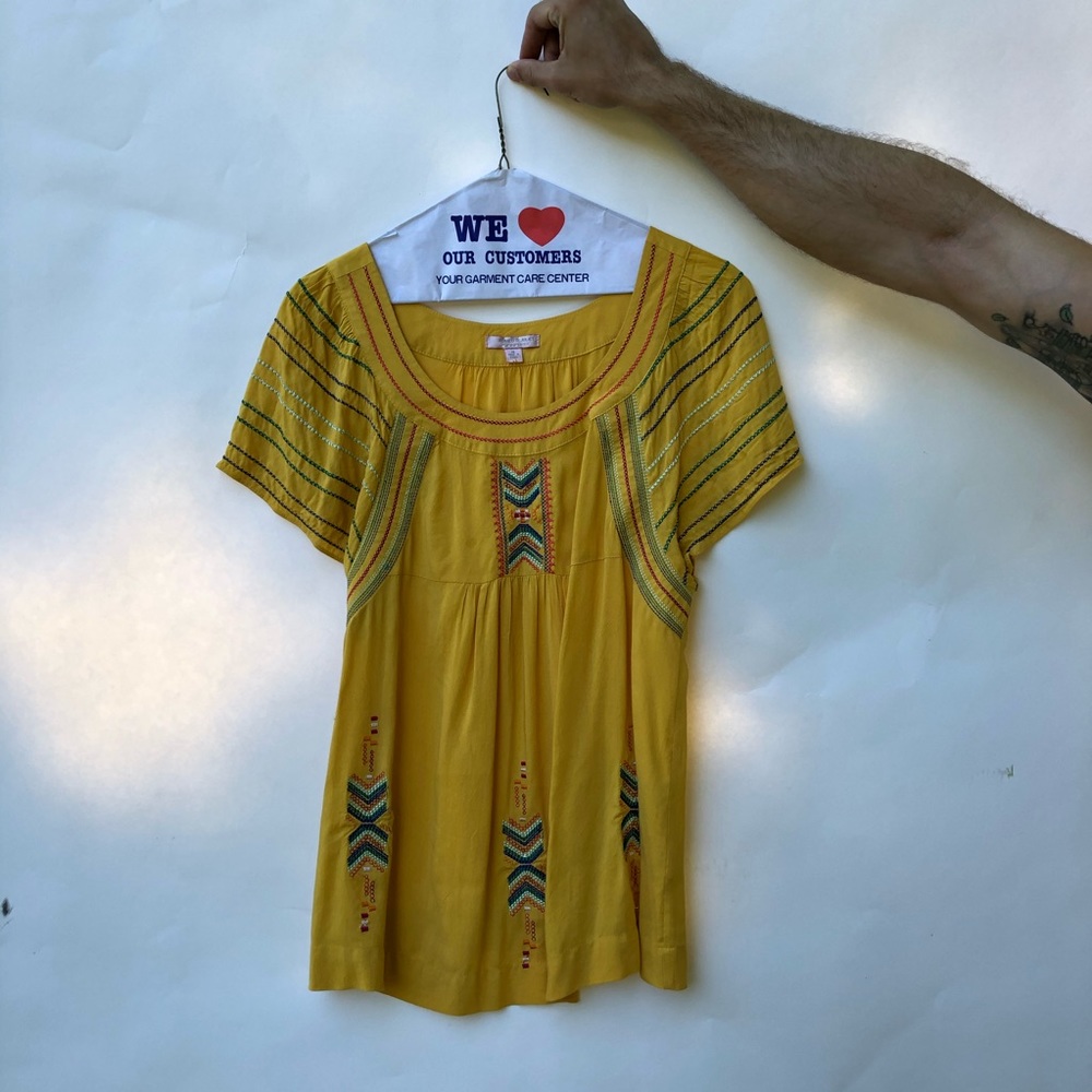 Women’s blouse